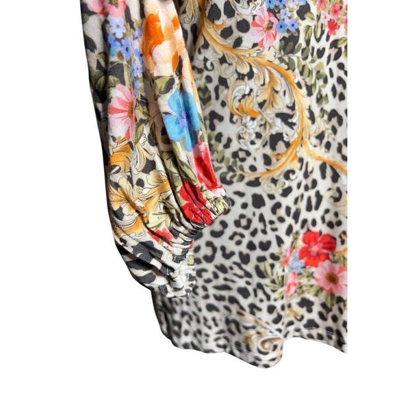 Johnny Was Bohemian NWT Cheetah Puff Sleeve Top Style T18922-8 Size Small - Picture 4 of 5